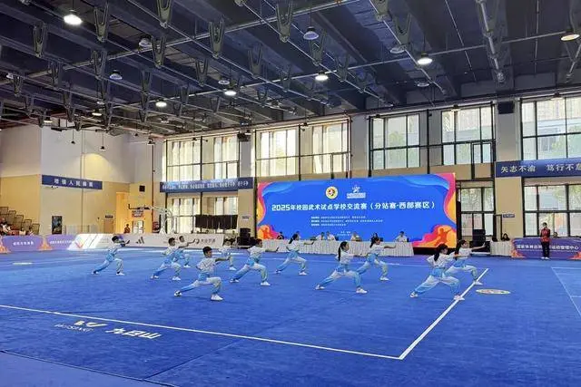 通讯员, alt, 流赛西部赛 通讯员, alt, 流赛西部赛