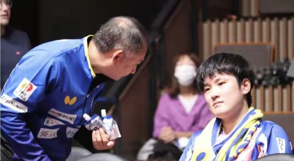 但现在是完, 了中国队